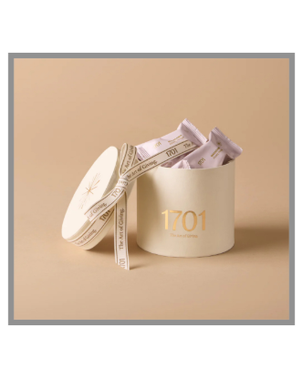 Picture of Honey Nougat Filled Mini Hat Box 180g Macadamia Vanilla Cream