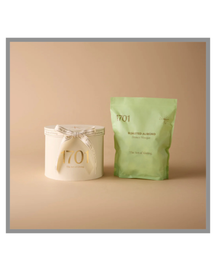 Picture of Honey Nougat Filled Medium Hat Box 1kg Turkish Delight and Almond Olive Green